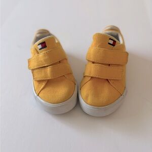 Tommy Hilfiger| Tommy Hilfiger unisex kids heritage sneakers yellow size 6